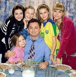 俄罗斯父亲在线视频观看,育儿心得与亲子时光